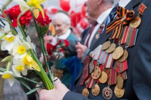 1588224458_veteran_veterany_6712_mos.ru_-e1561118162271-300x199 ҲЕҶ КАС ВА ҲЕҶ ЧИЗ ФАРОМӮШ НАШУДААСТ...